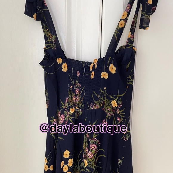 Reformation Nikita Dress Mademoiselle - Picture 5 of 8